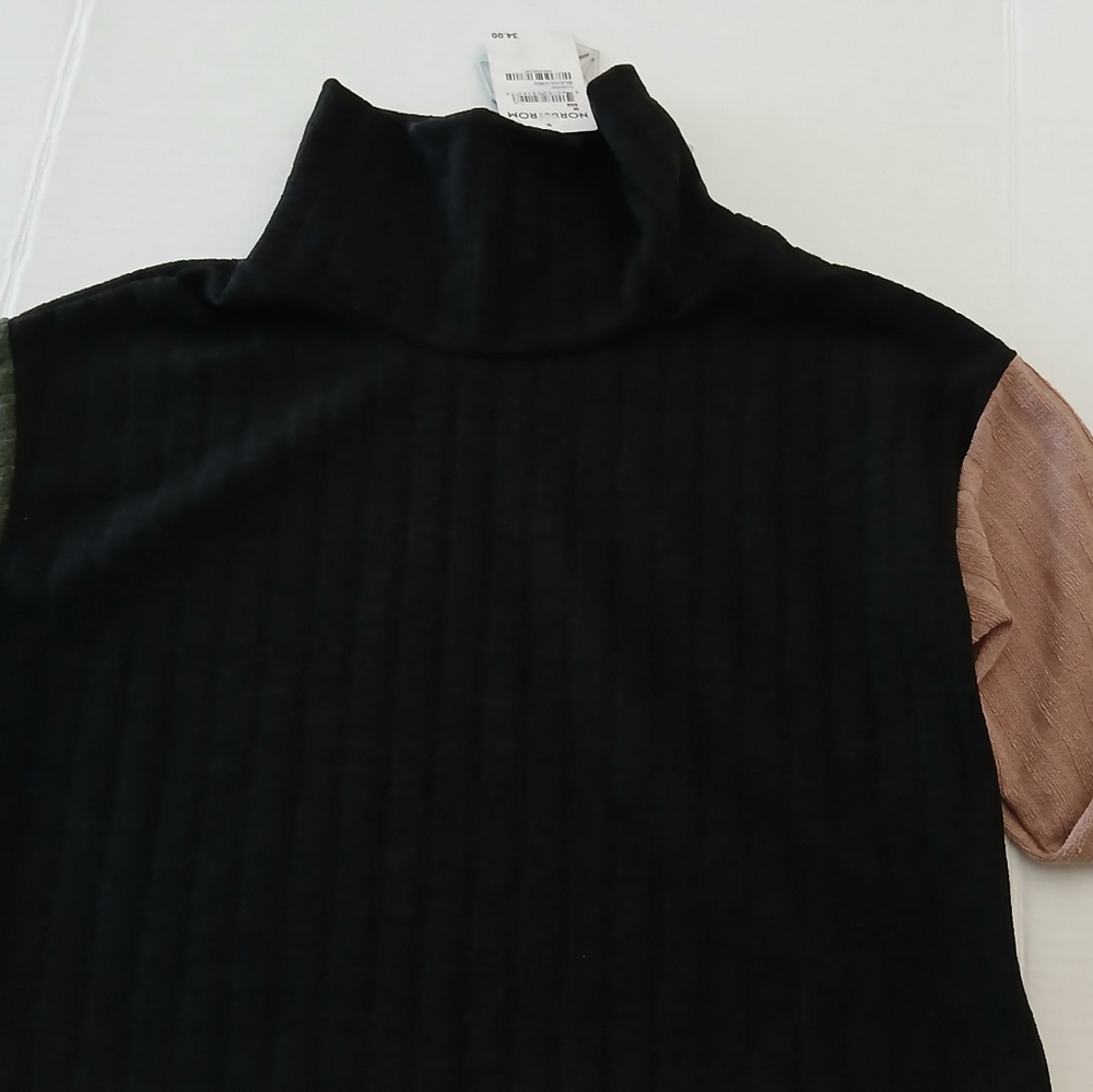 GOOD LUCK GIRL Size M Top Black Green/Beige Color New $16 - Picture 3 of 9